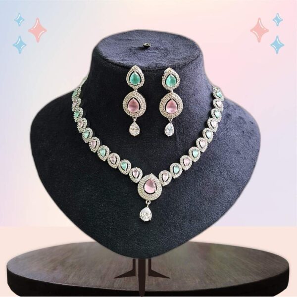 _productphoto1 (3) Regal Teardrop Elegance Set