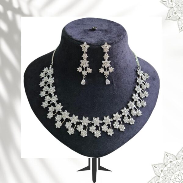 _productphoto1 (2) sparkling floral elegance jewellery set